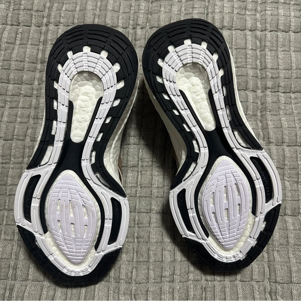 Adidas by Stella McCartney Ultraboost Sneaker size 7 - Picture 5 of 5